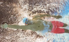 开云在线直播-恩比德式爆发与深圳智慧，当个人英雄主义遭遇战术铁壁