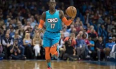 开云体育APP下载-包含NBA球员参加慈善篮球赛，传递爱心的词条