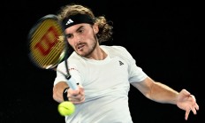 开云平台-世界网球队逆转欧洲网球队，西西帕斯绝境逆转的简单介绍