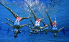 开云官网-网坛新纪元，兹维列夫ATP总决赛横扫澳网，刷新纪录背后的统治力革命