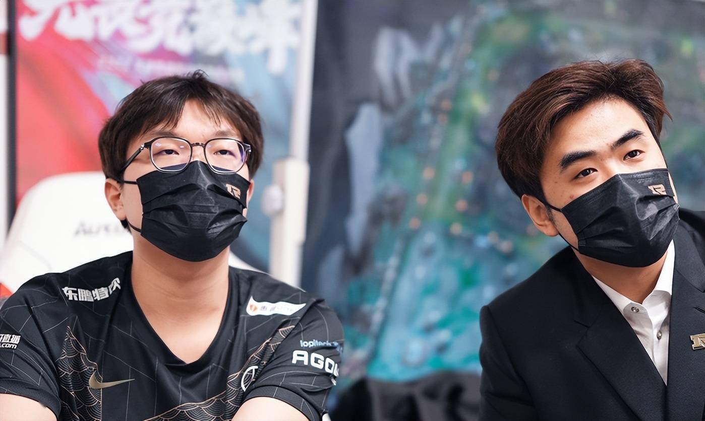 RNG碾压Rogue，Bin三分雨点燃全场