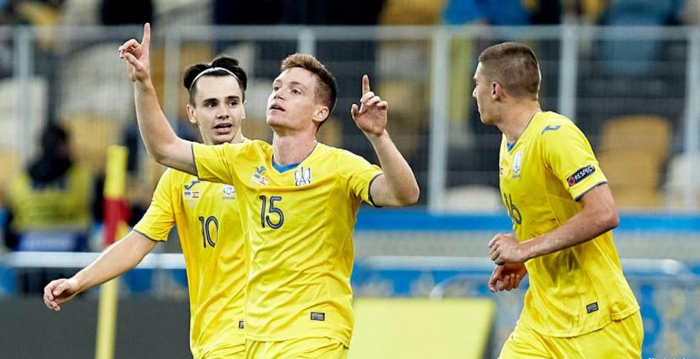 奥地利连克乌克兰，以三球之差晋级半决赛的简单介绍