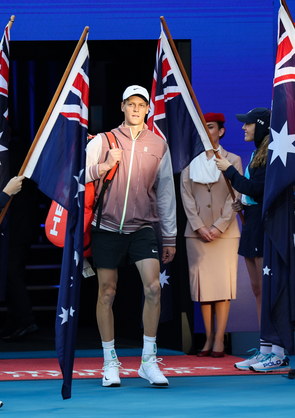 西班牙网球队强势澳大利亚网球队,梅德韦杰夫送出助攻的简单介绍 西班牙网球队强势澳大利亚网球队,梅德韦杰夫送出助攻的简单介绍