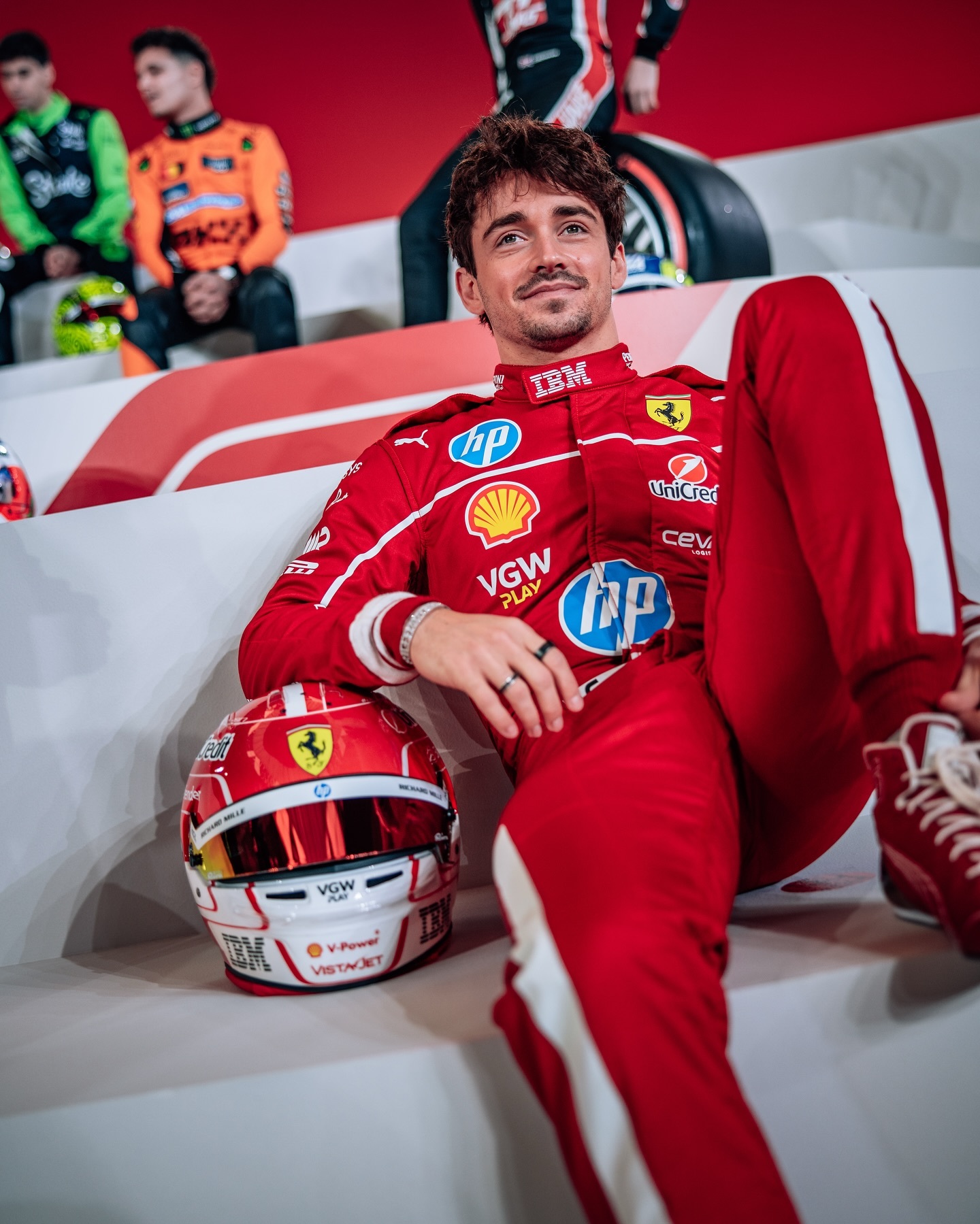 红牛车队险胜法拉利，勒克莱尔关键制胜的简单介绍