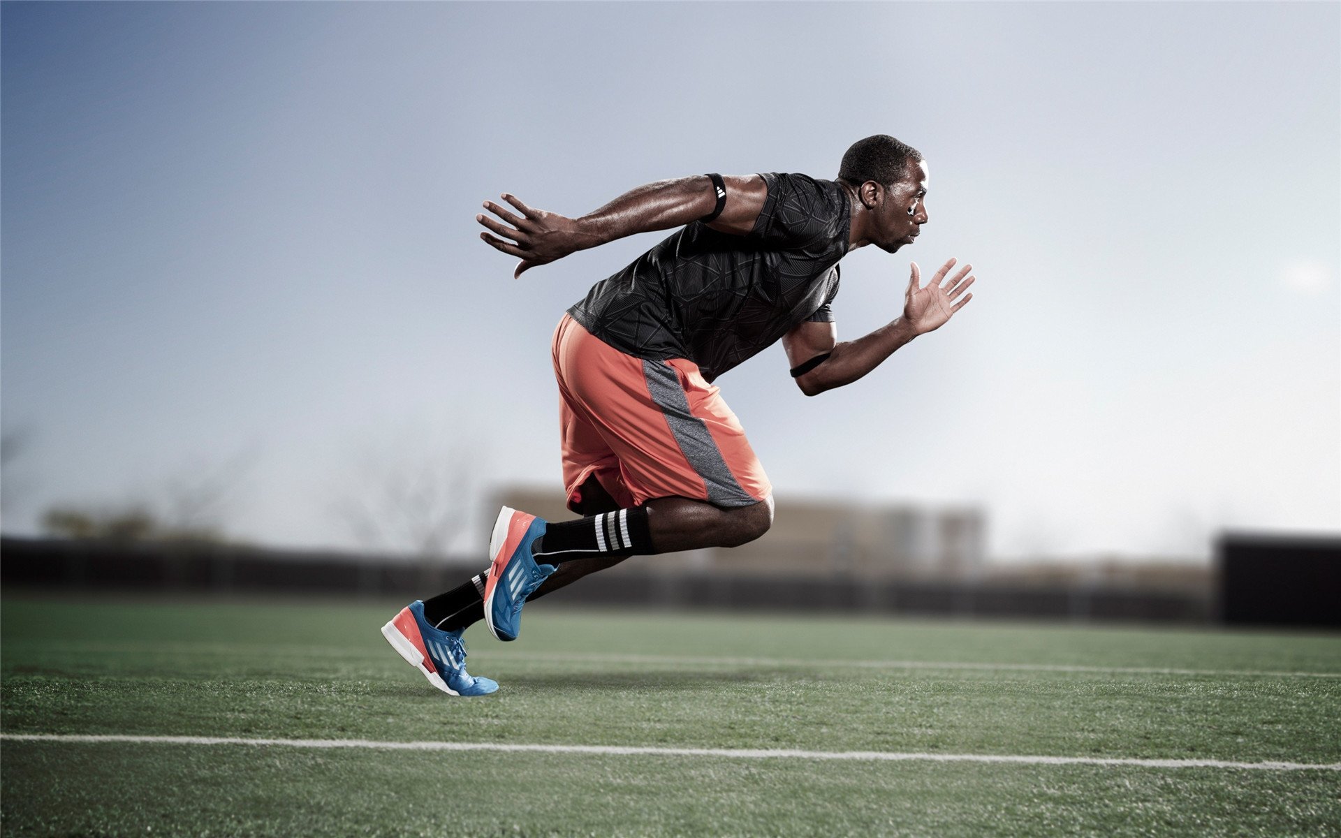 跨越赛场的东方启示，从拜仁的韩国战靴到奥利维耶的季后赛接管