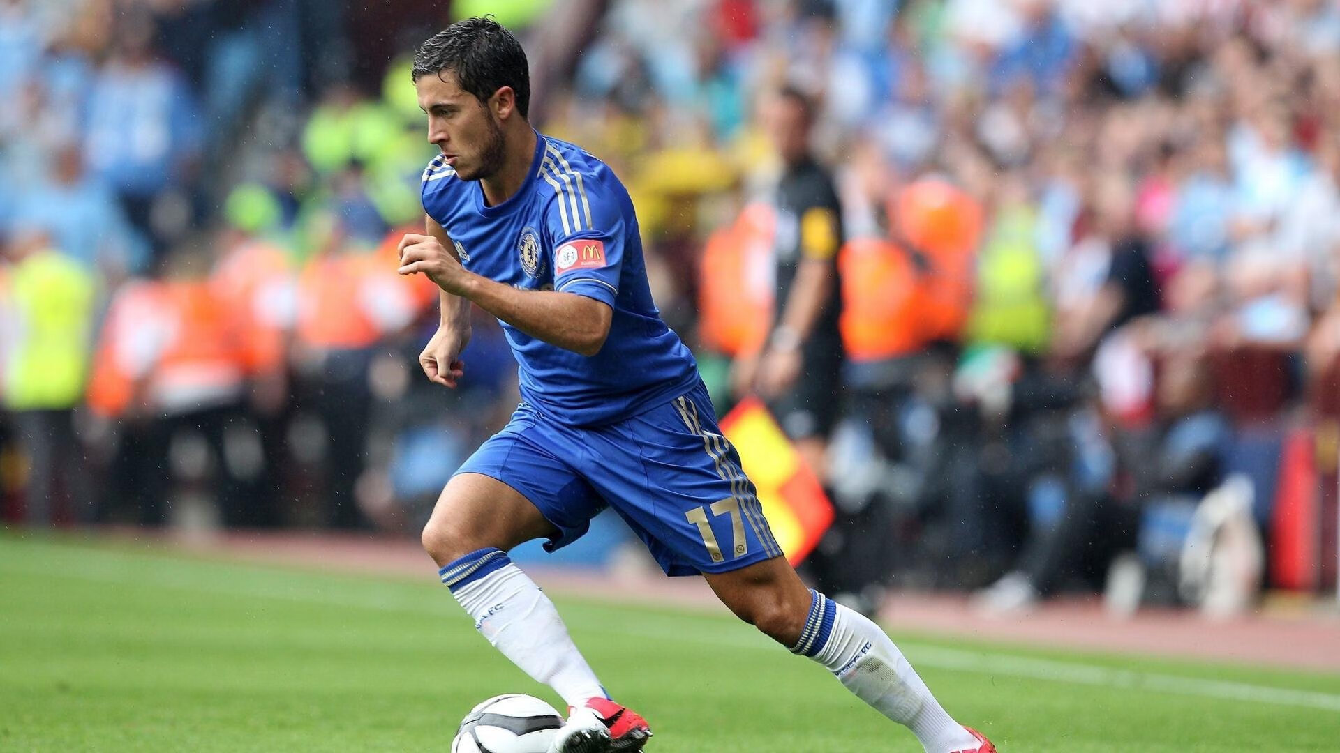 北欧寒夜鏖战，戈麦斯一箭定江山，勒沃库森客胜挪威关键战役解析